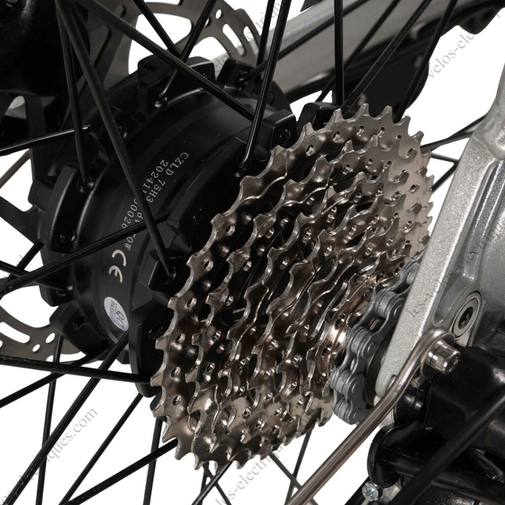 Transmission Shimano Altus 8 vitesses vélo électrique cmacewheel f700 Transmission Shimano Altus 8 vitesses