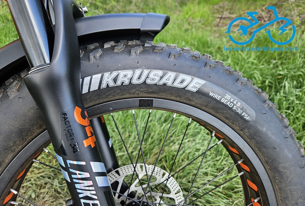 pneus larges 20 pouces par 4 pouces (kenda krusade (2)