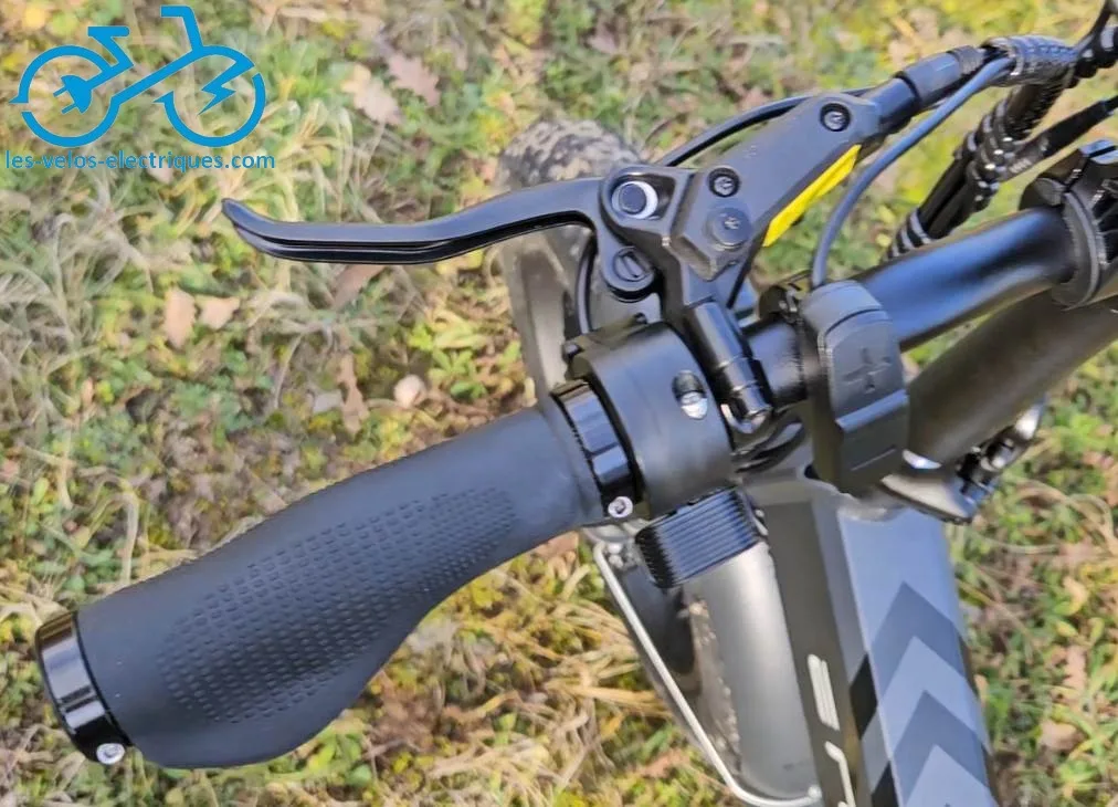 engine pro 2.0 guidon et controle (3)