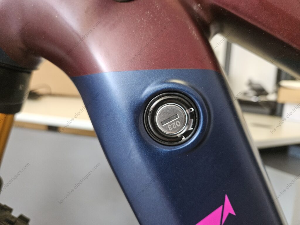 vakole emt29 batterie lithium ion de 48v 15ah (3)