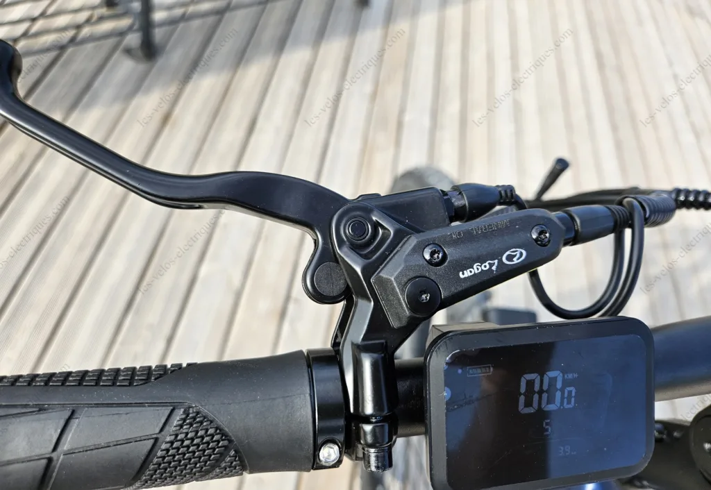 vakole emt29 freins à disque hydrauliques logan hd e480 (4)