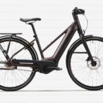 Vélo de ville électrique BTWIN Owuru LD 920 E : fiche technique, avis et prix 🏙️⚡