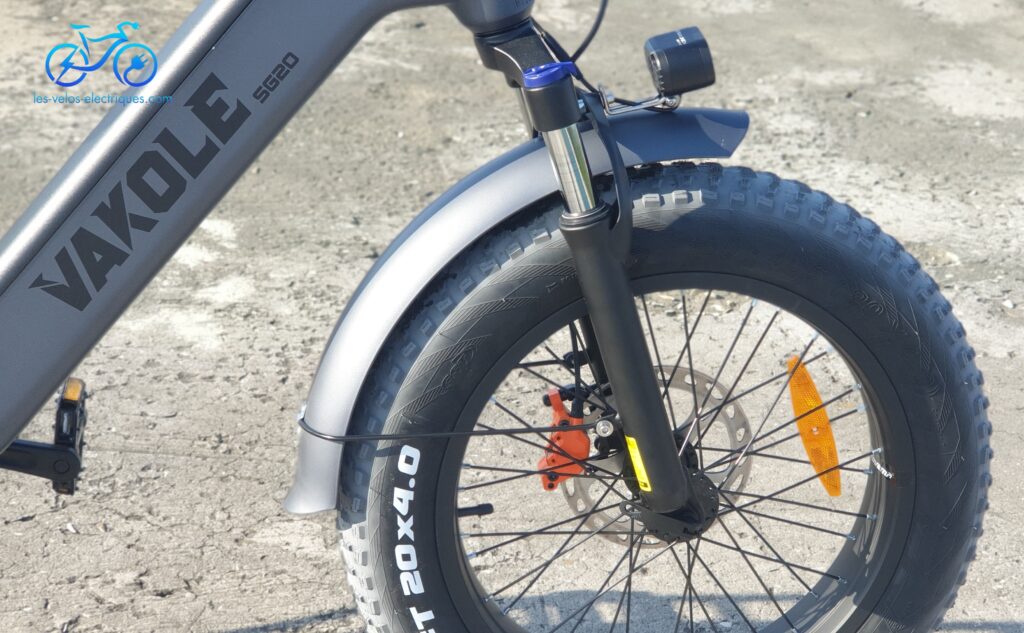 fourche avant suspendue hydraulique verrouillable (3)